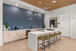 6201 Oakland Ave Ne - Photo 1 of 1