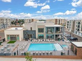 6201 Oakland Ave Ne - Photo 1 of 1