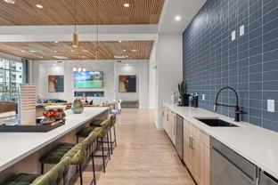 6201 Oakland Ave Ne - Photo 1 of 1