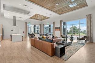 6201 Oakland Ave Ne - Photo 1 of 1