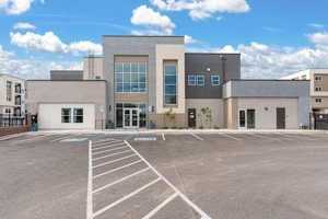featured image of 6201 Oakland Ave Ne