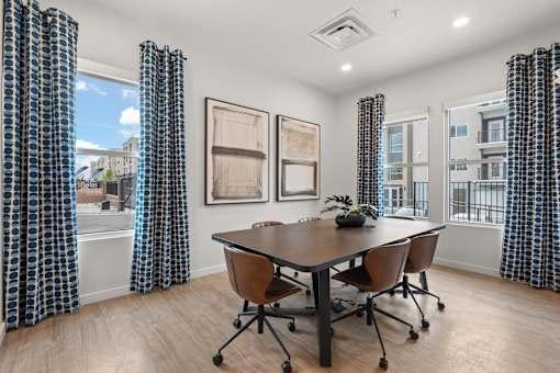 6201 Oakland Ave Ne - Photo 4 of 46