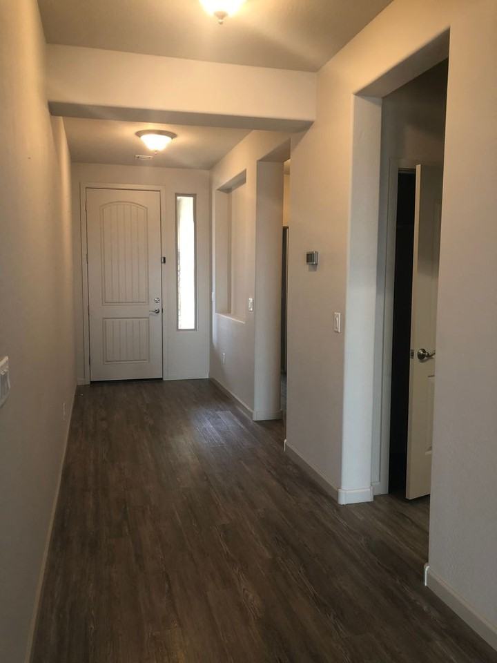 2305 Nova Loop - Photo 2 of 36