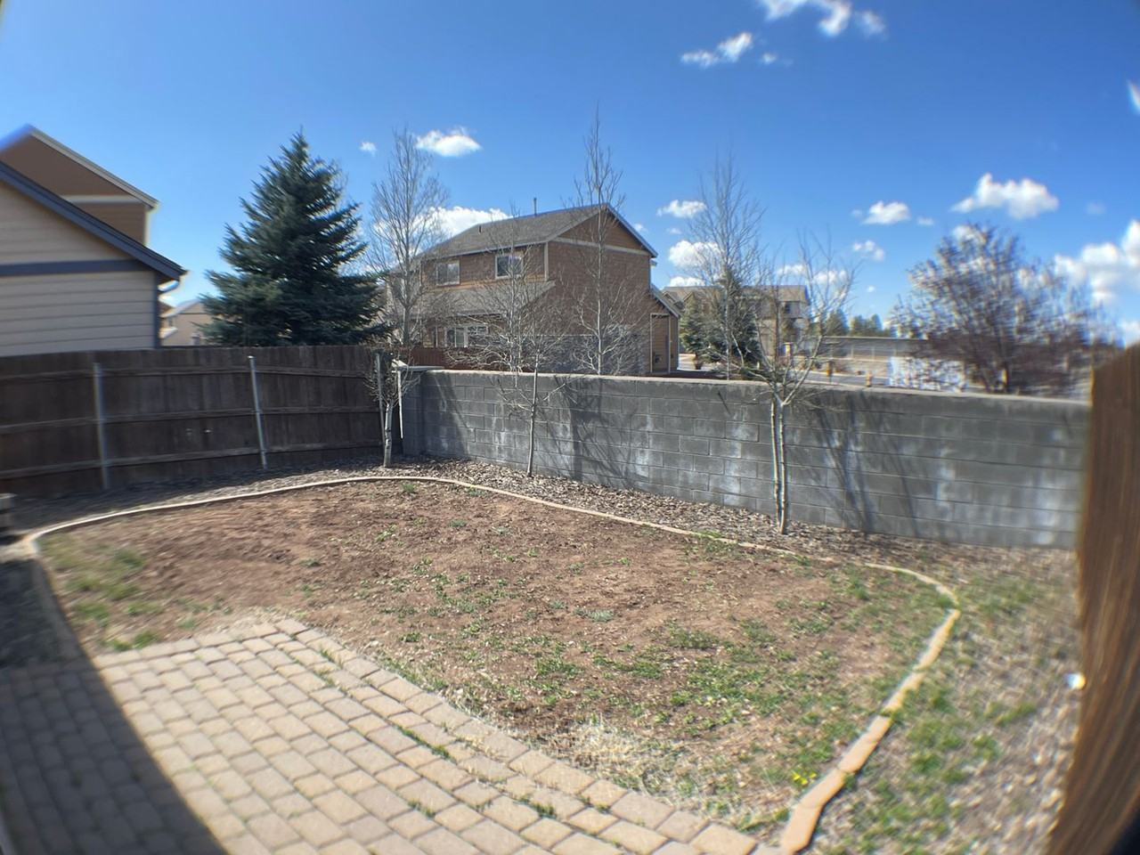 9124 W Arden Ln - Photo 2 of 33