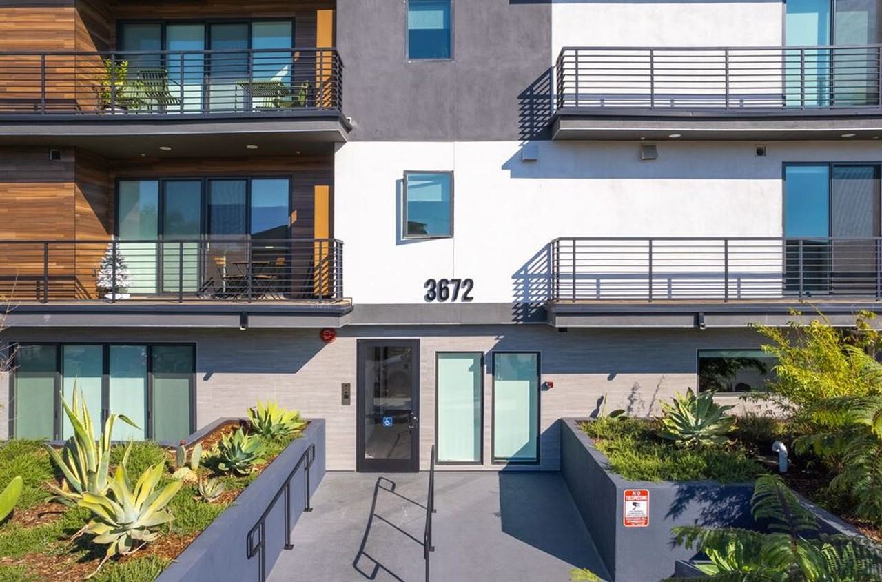 Jasmine Luxury Apartments (3672 Jasmine) - Photo 2 of 49