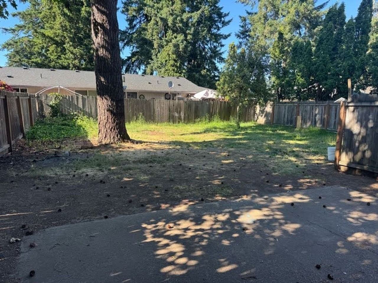 3308 E 18th St - Photo 3 of 28