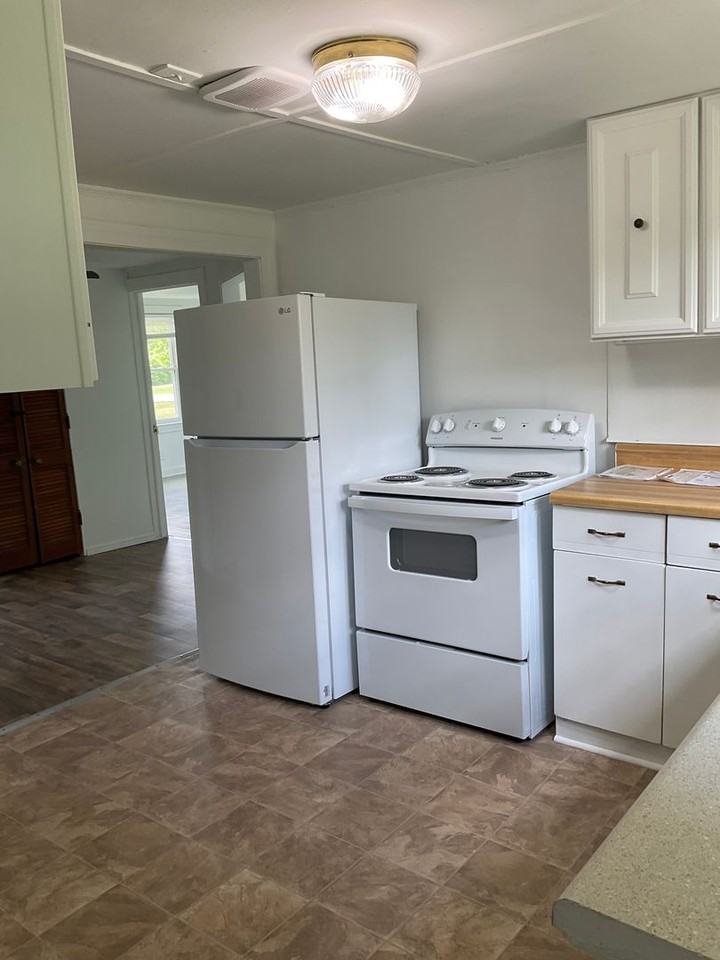 1113 Riggs Rd - Photo 3 of 7