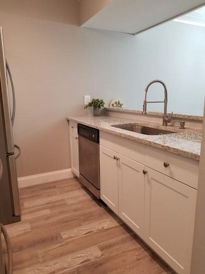 5101 Eaglesmere Dr #B03 - Photo 6 of 17