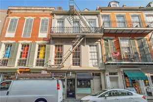 Royal Street charm - Photo 1 of 1