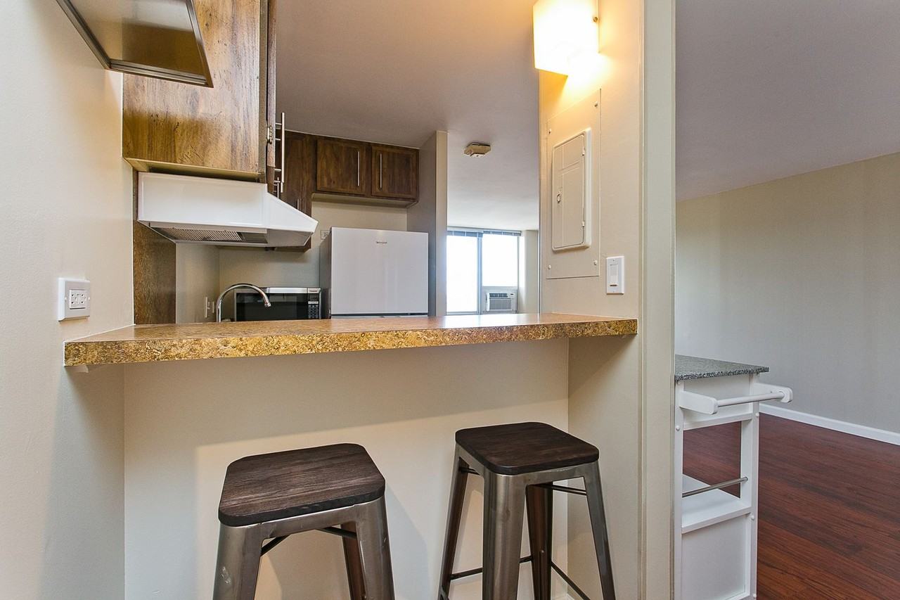 98-288 Kaonohi St #1605 - Photo 7 of 10