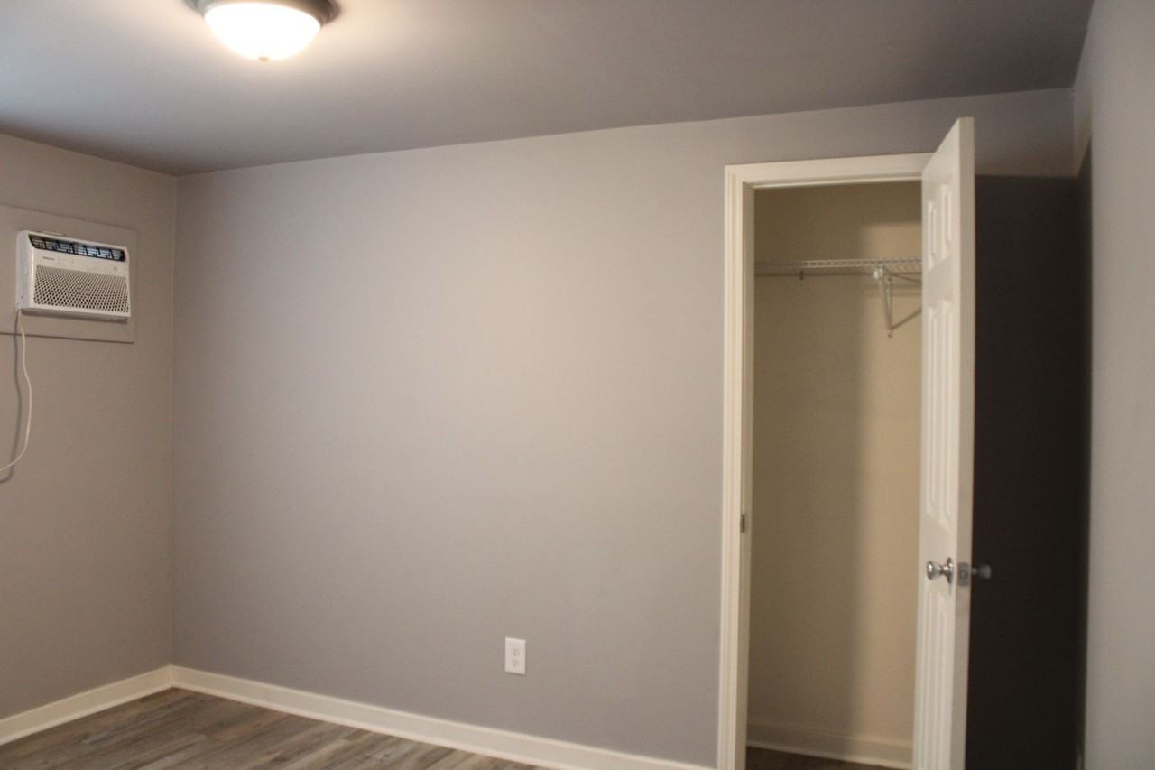 113 East St E - Photo 7 of 14