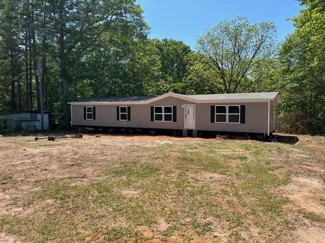 39 Sunnybrook Ln - Photo 2 of 17