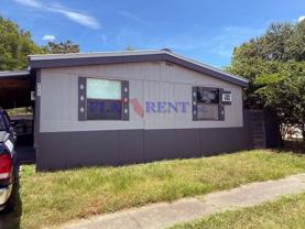 4622 Bunting Ave - Photo 1 of 1