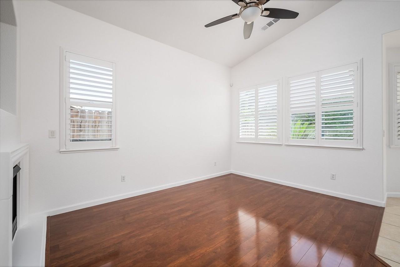 2066 Horseshoe Glen Cir - Photo 7 of 26