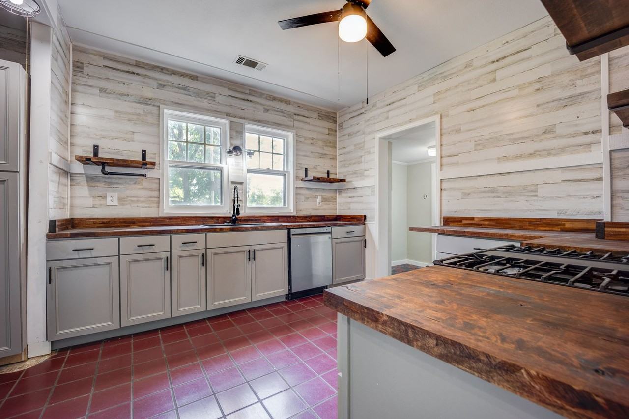 601 May Ave - Photo 4 of 32