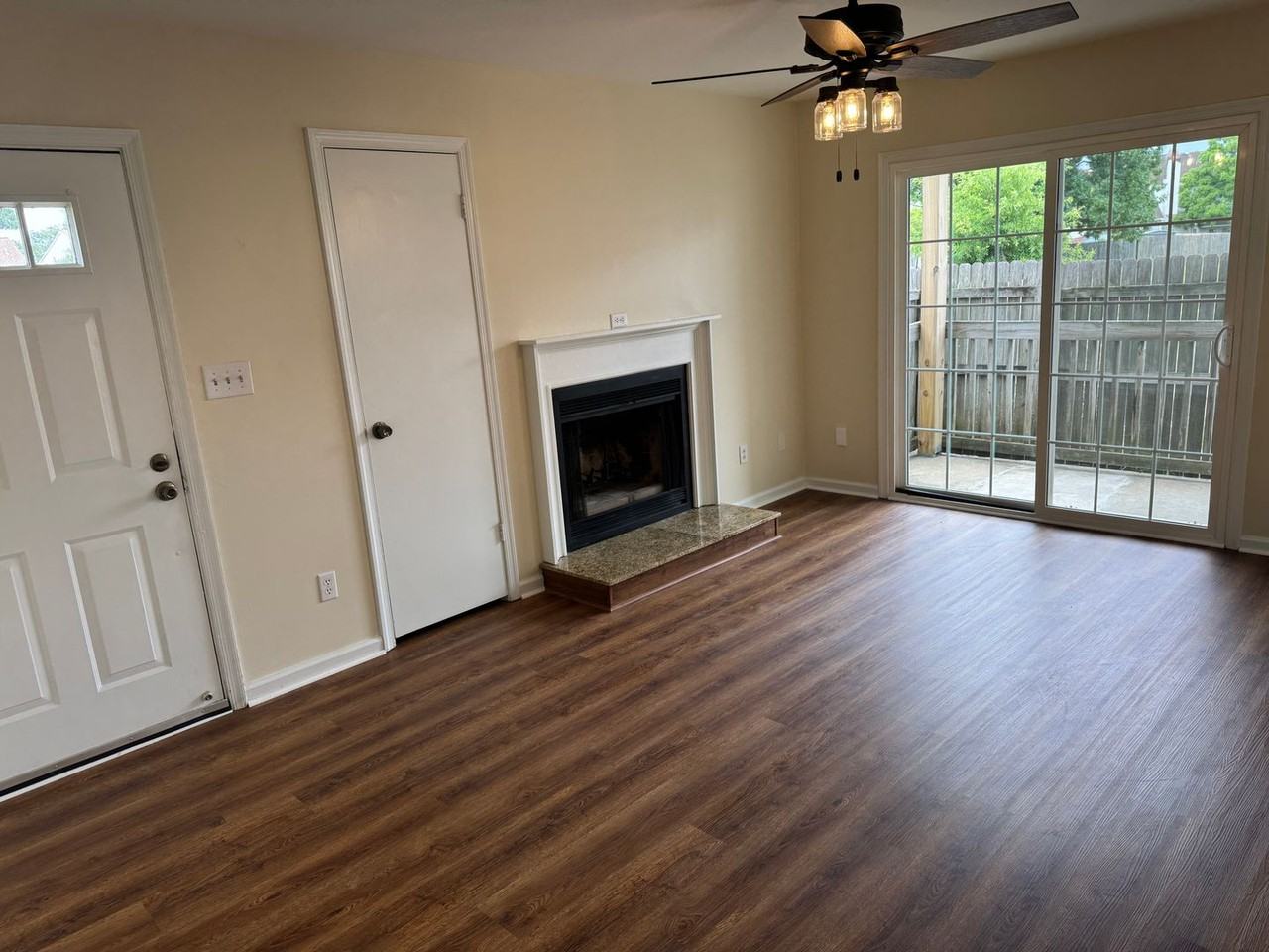 3500 Remington Ct - Photo 3 of 18