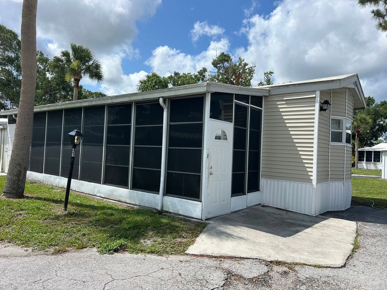 45 Banana Ln - Photo 2 of 21