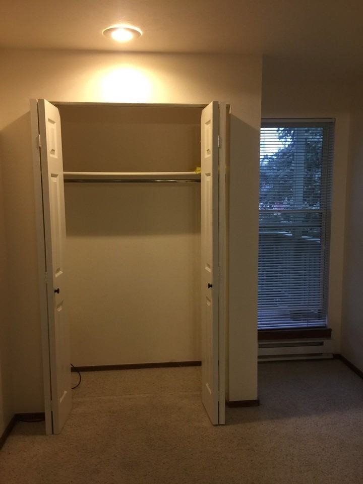 3219 Redstone Rd - Photo 6 of 27