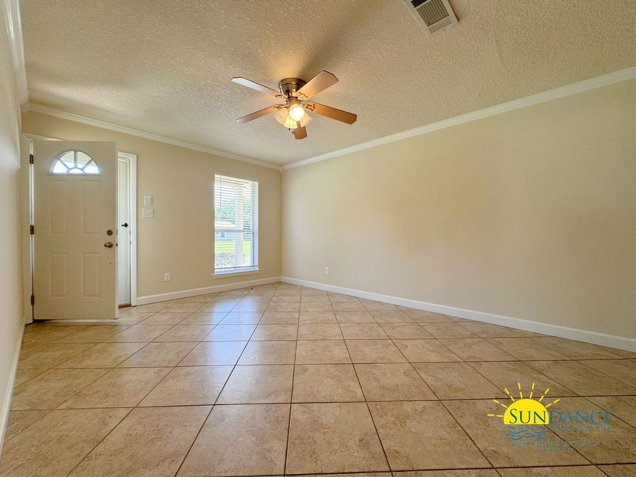 184 Baggett Pl Sw - Photo 2 of 30