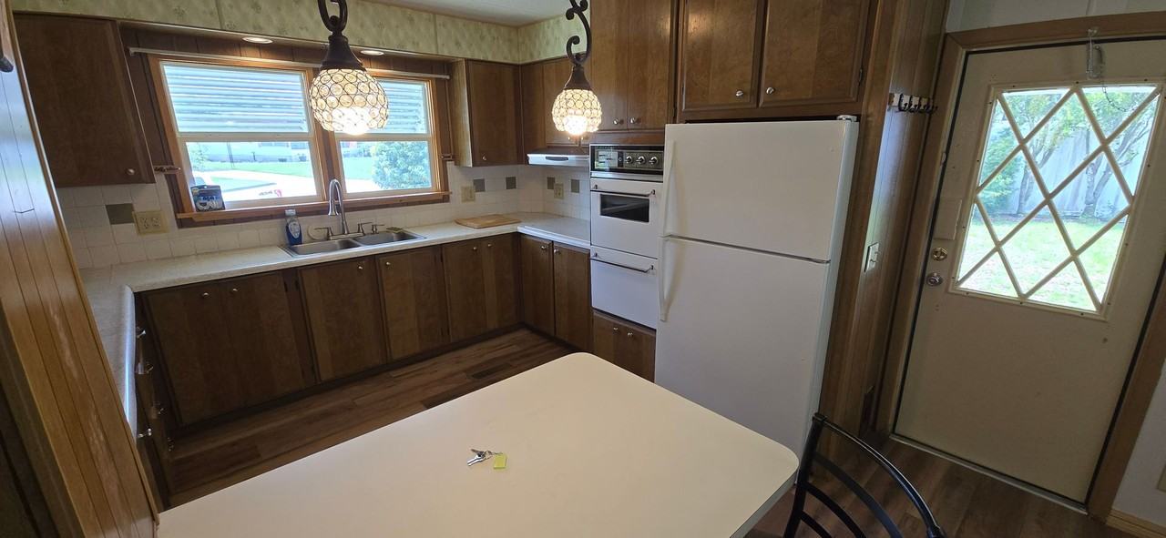 2601 Houston Pl - Photo 4 of 27