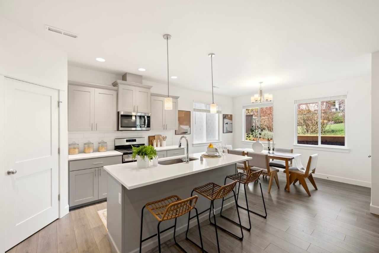 15240 Se 255th Ct - Photo 2 of 36