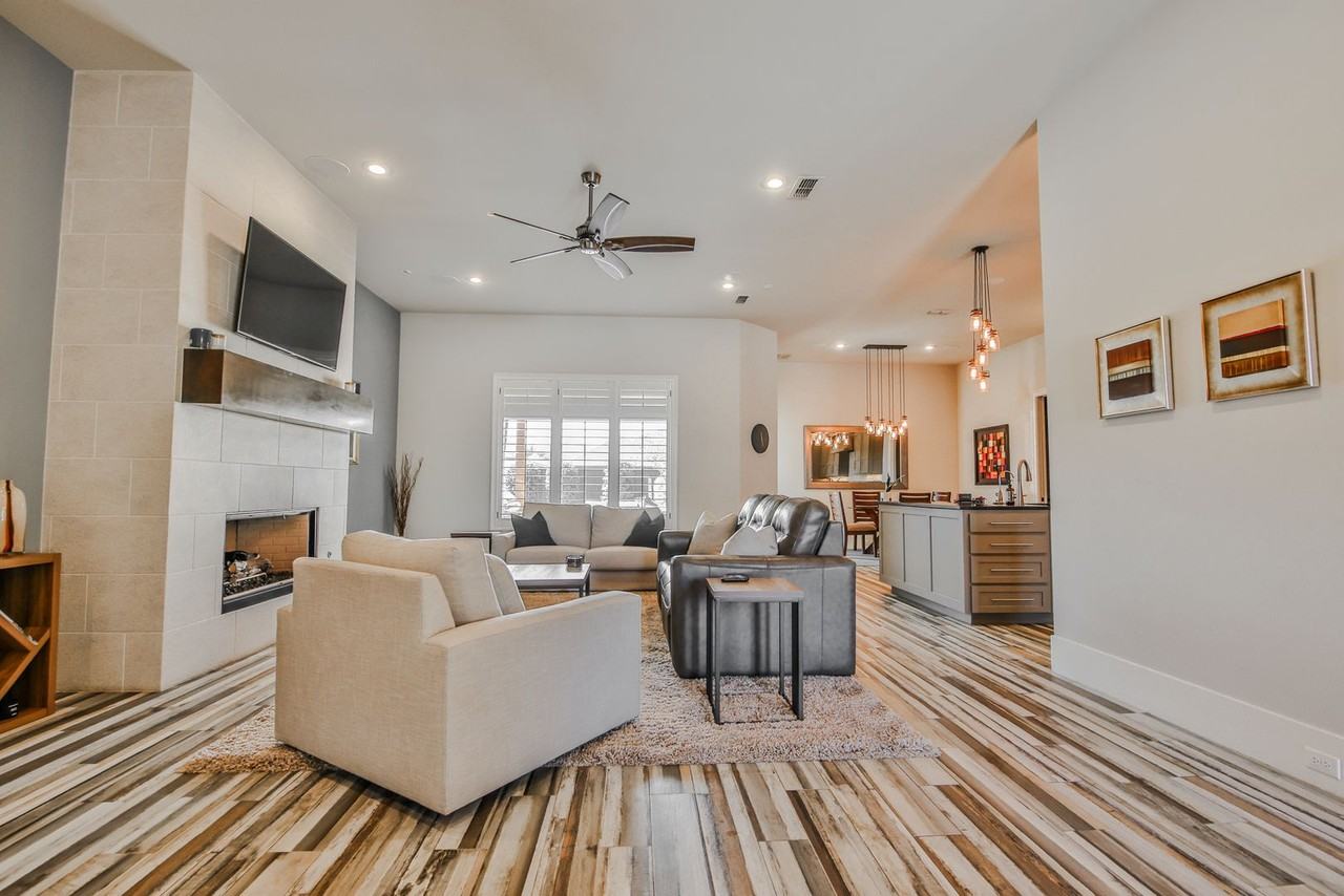 4807 116th Street - Photo 4 of 48