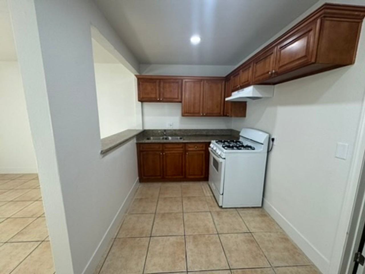 13926 Ramhurst Dr #8 - Photo 3 of 9