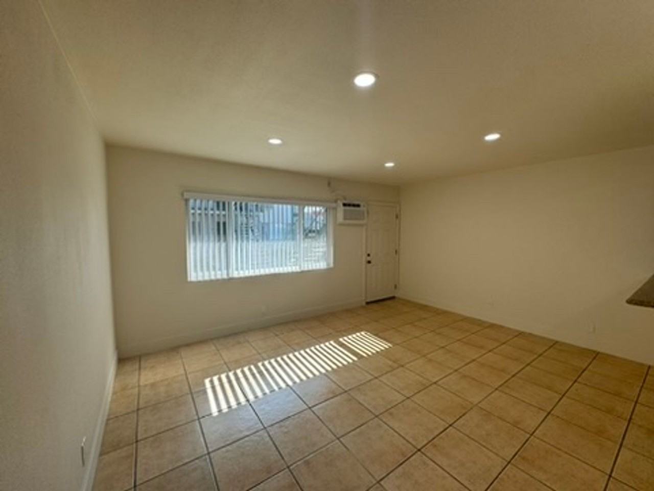 13926 Ramhurst Dr #8 - Photo 4 of 9