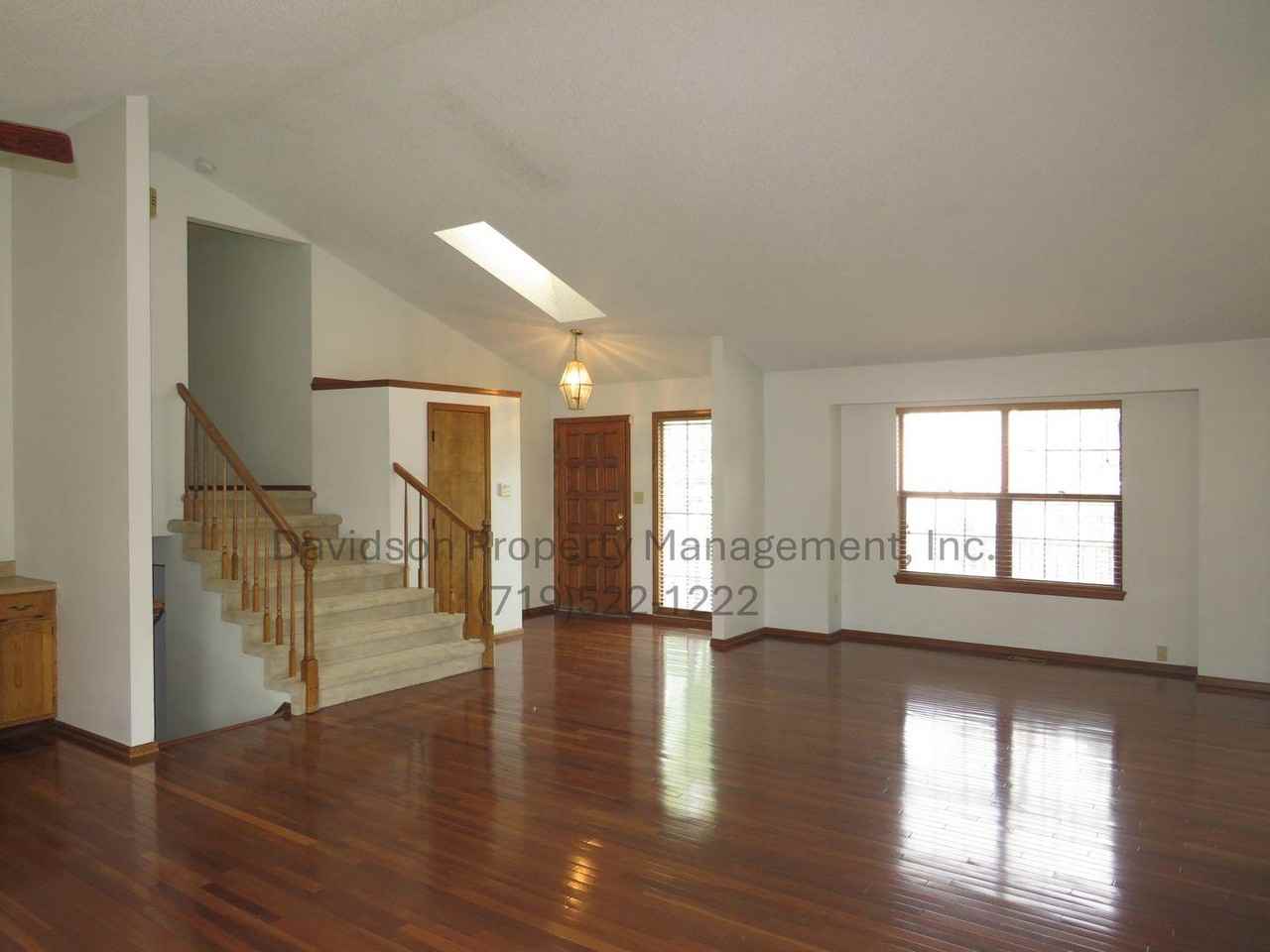 935 Popes Valley Dr - Photo 3 of 20