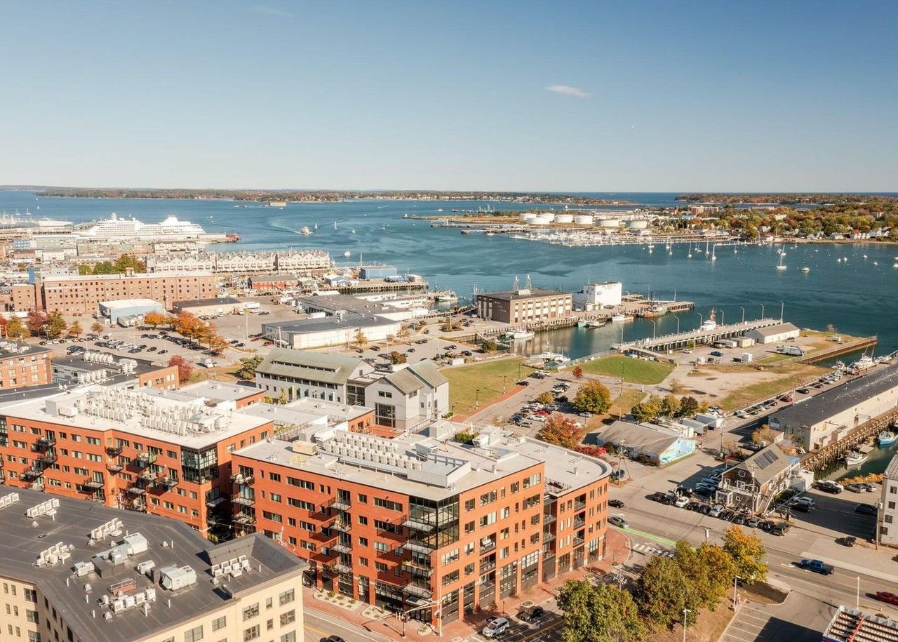 387 Commercial St #527 - Photo 2 of 36