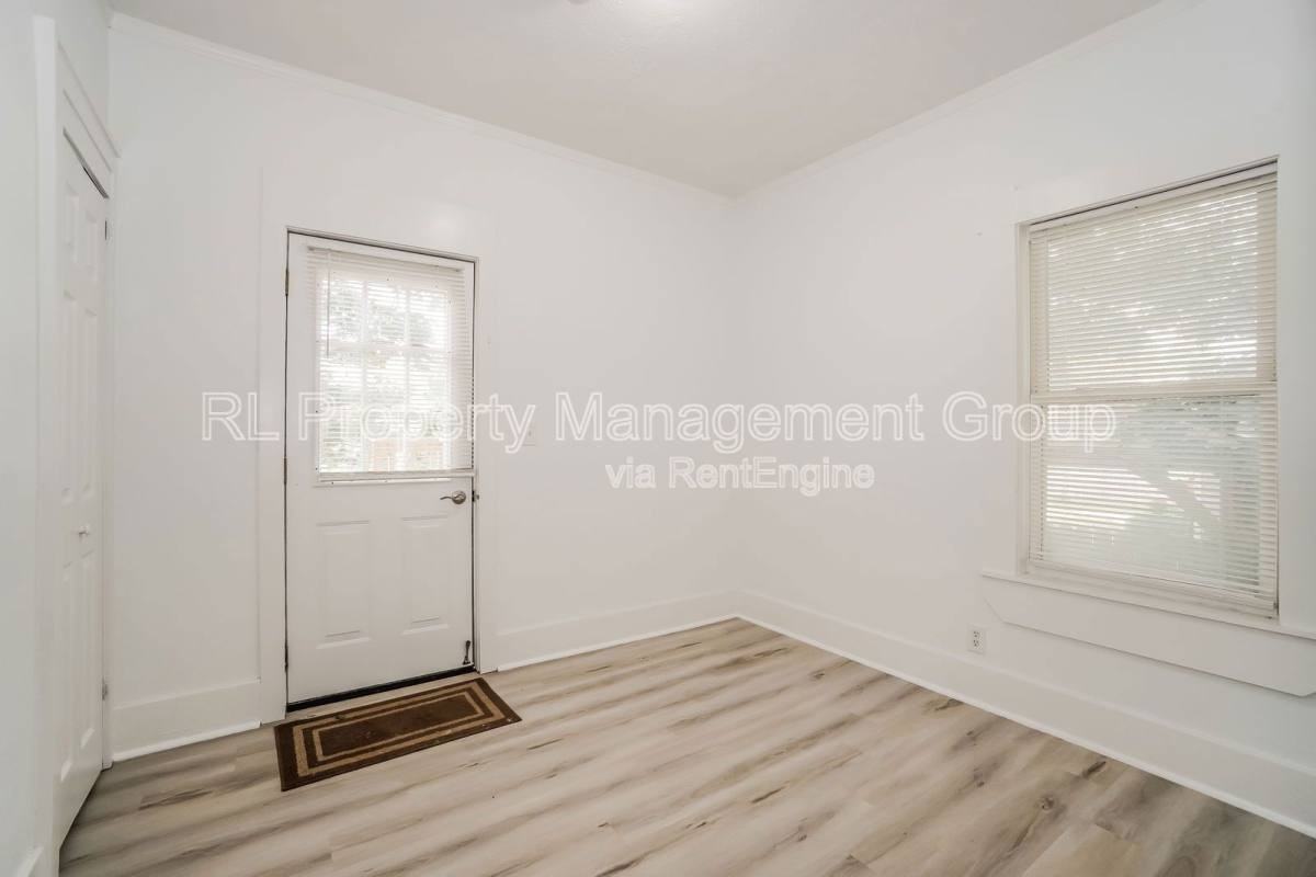 56 E Coshocton St - Photo 3 of 10