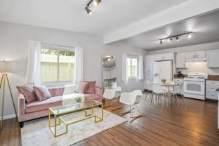 728 Stepney Pl ##1/2 - Photo 1 of 1