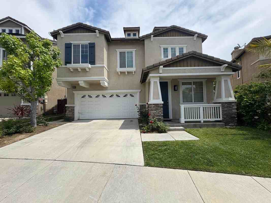 2460 Avis Ct - Photo 2 of 12