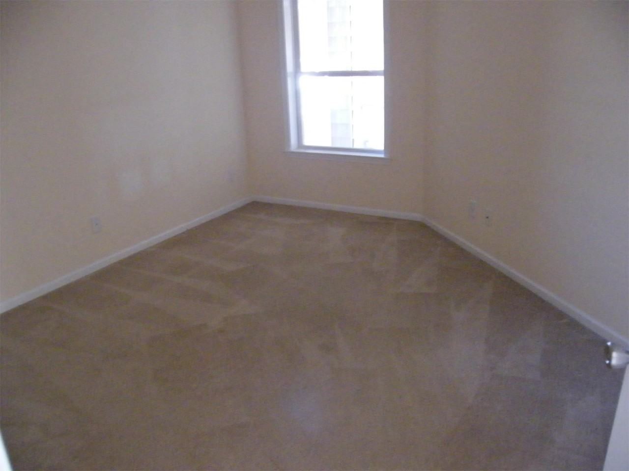 633 Spencer Farlow Dr #1 - Photo 7 of 16