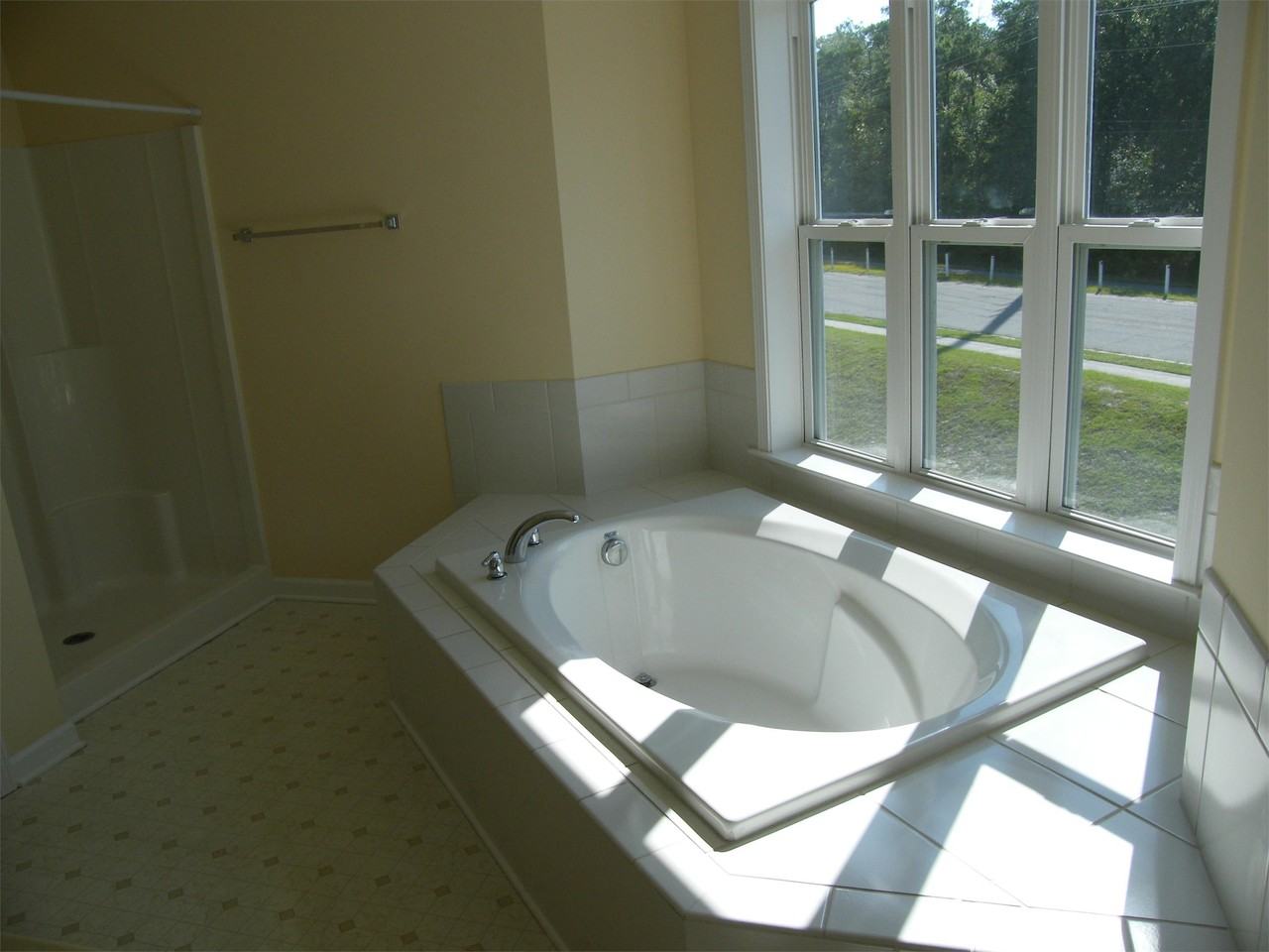 633 Spencer Farlow Dr #1 - Photo 3 of 16