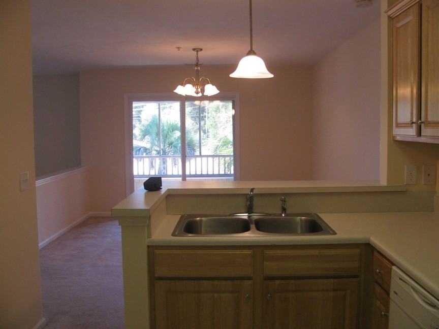 633 Spencer Farlow Dr #1 - Photo 5 of 16