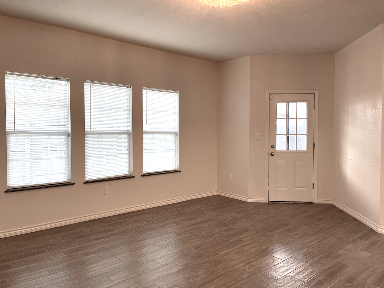 7015 Hallie Ridge San Antonio, Tx. ##Tx. - Photo 3 of 30