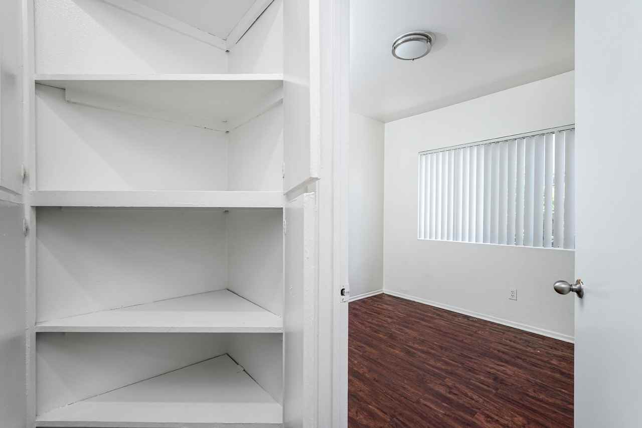 962 W Oliver St #1 - Photo 7 of 32