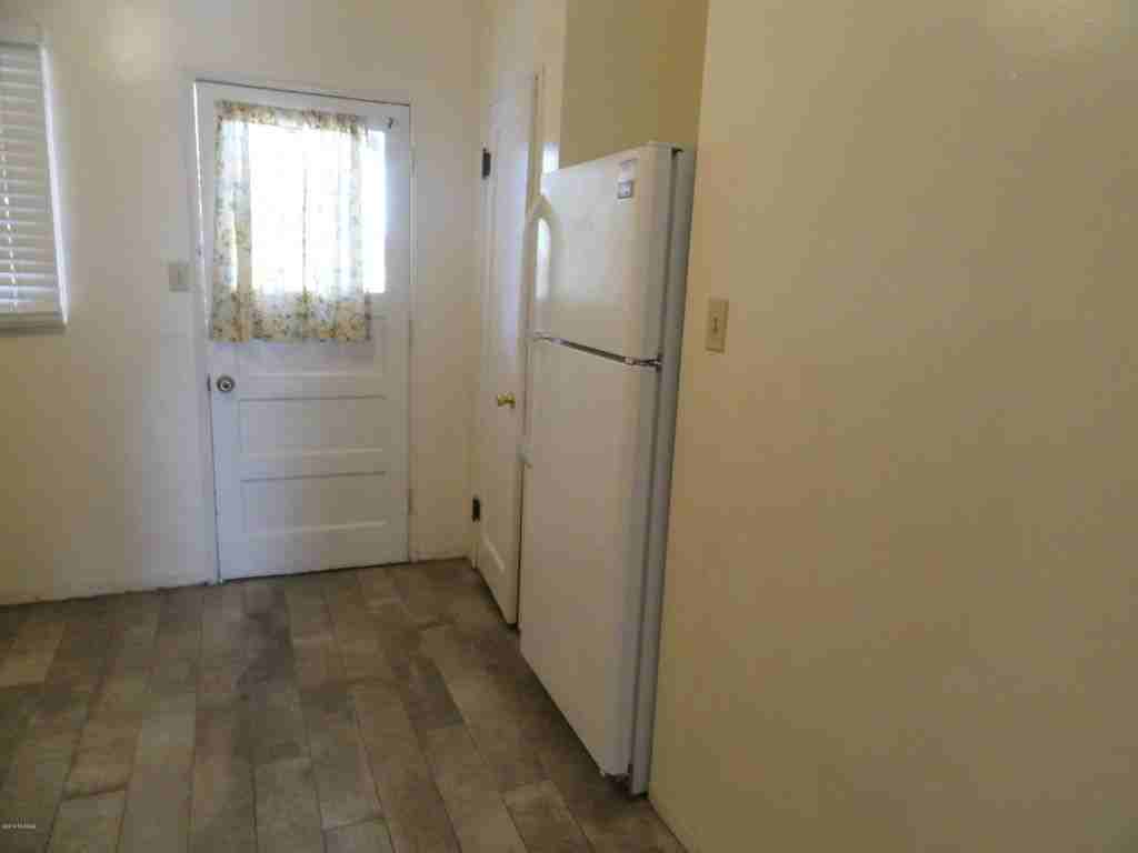 2309 N Treat Ave - Photo 6 of 13