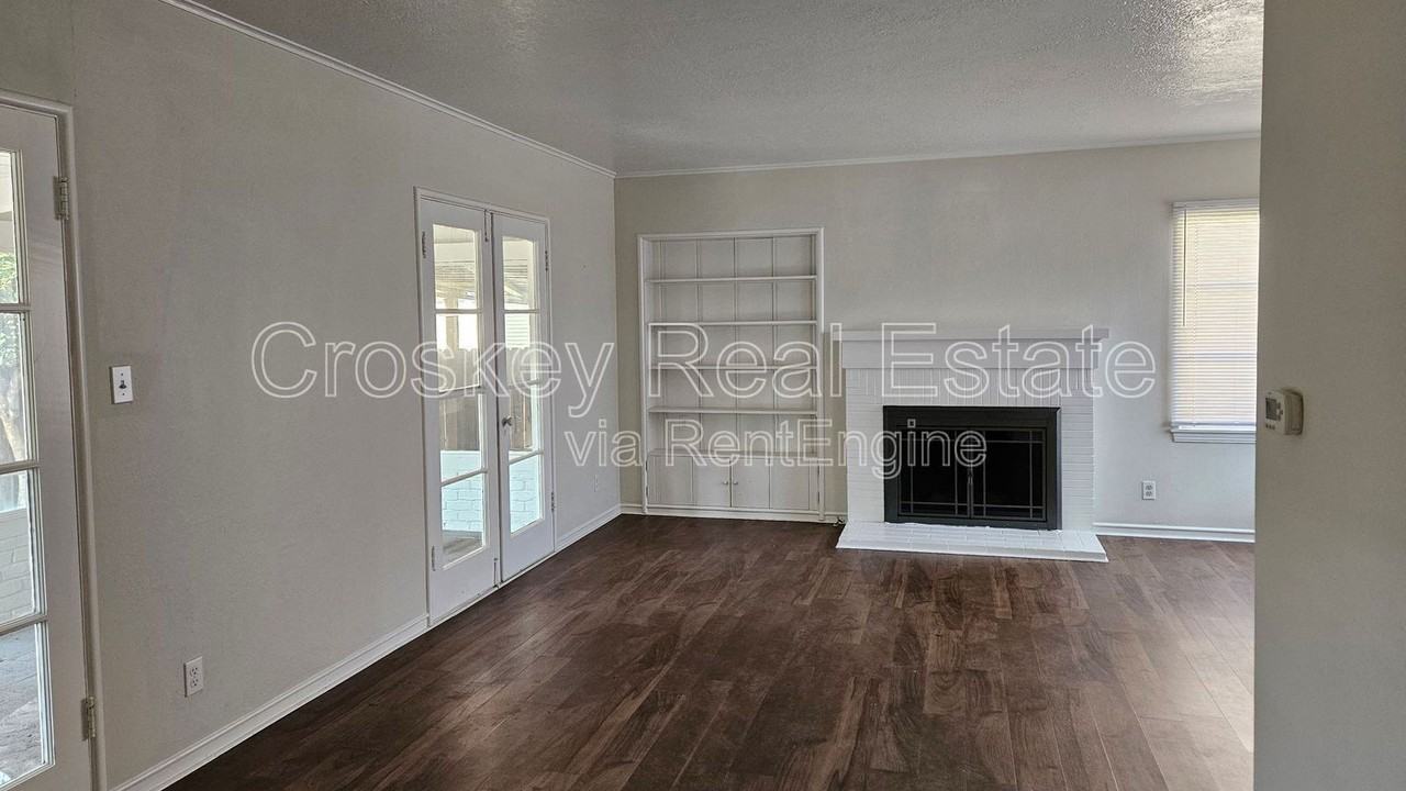 30 W 17th St - Photo 4 of 13