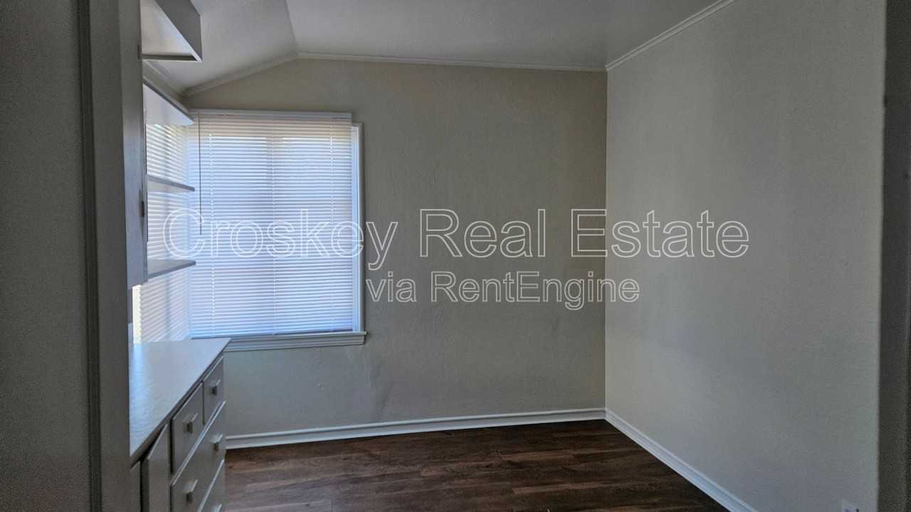 30 W 17th St - Photo 5 of 13