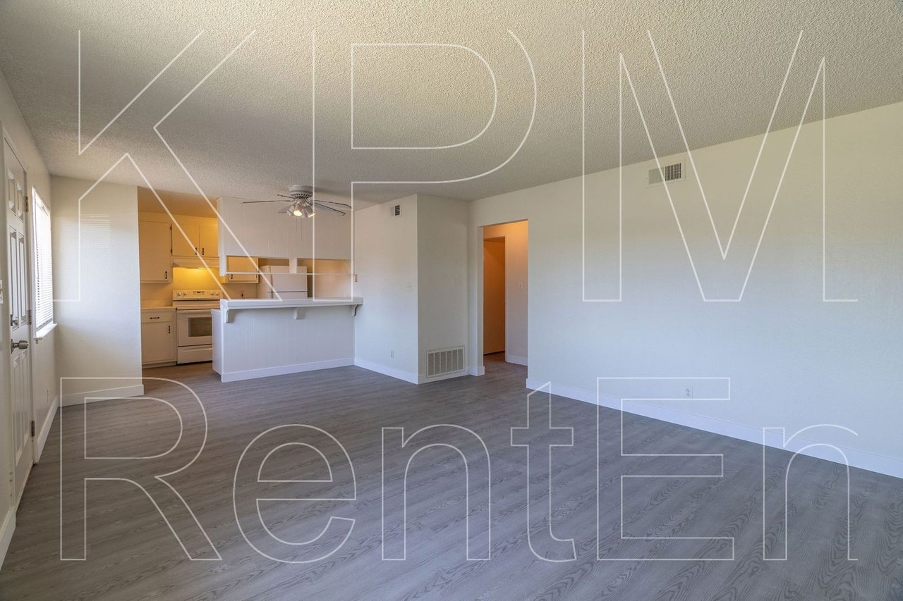 1220 Occidental Ave #1 - Photo 4 of 15