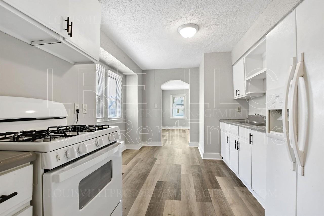 4217 Grand Ave - Photo 7 of 22