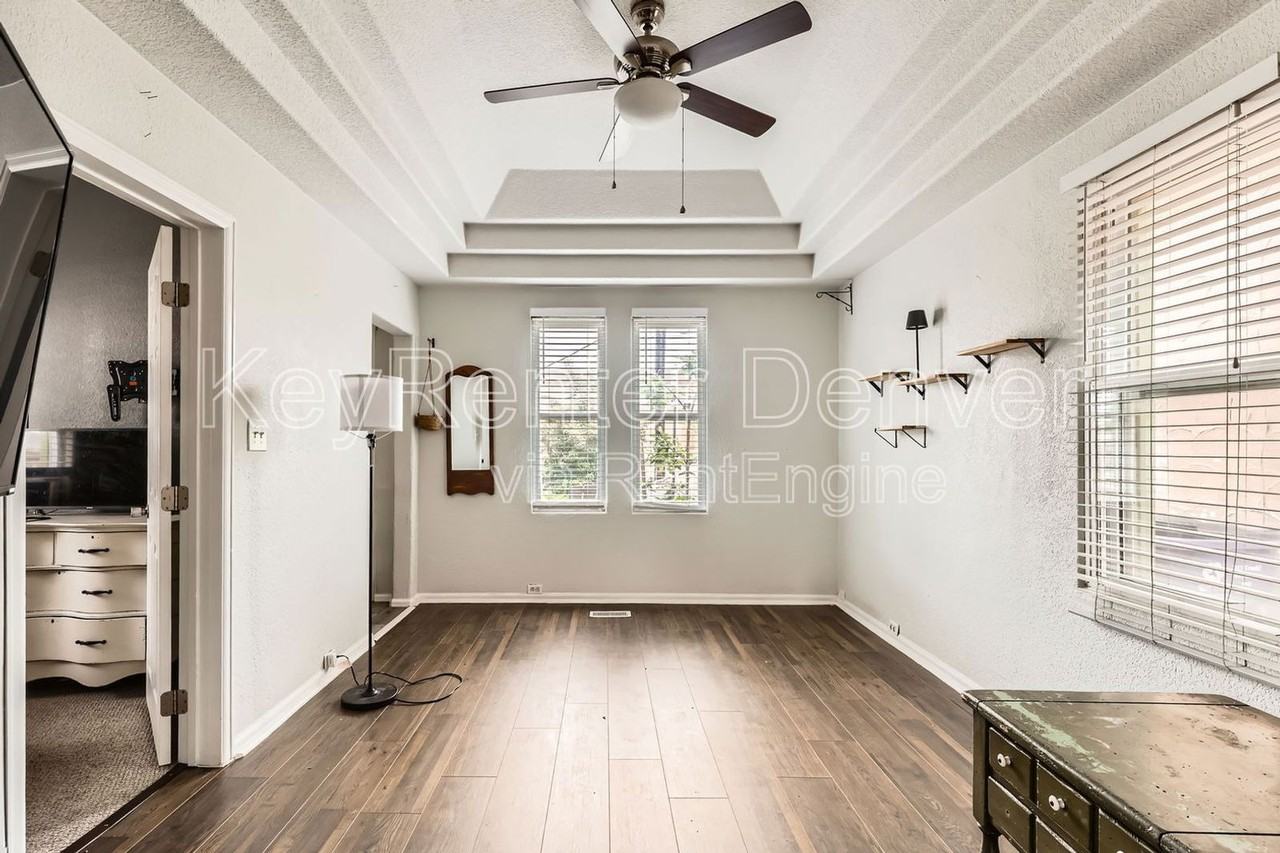 4543 Columbine St - Photo 6 of 31