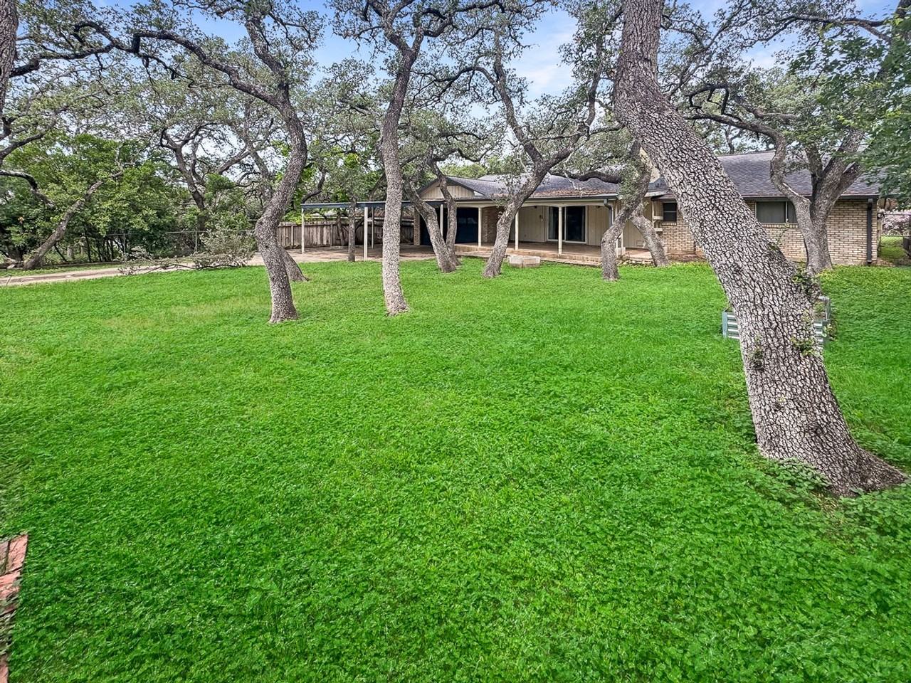 10502 Burr Oak Dr - Photo 3 of 12