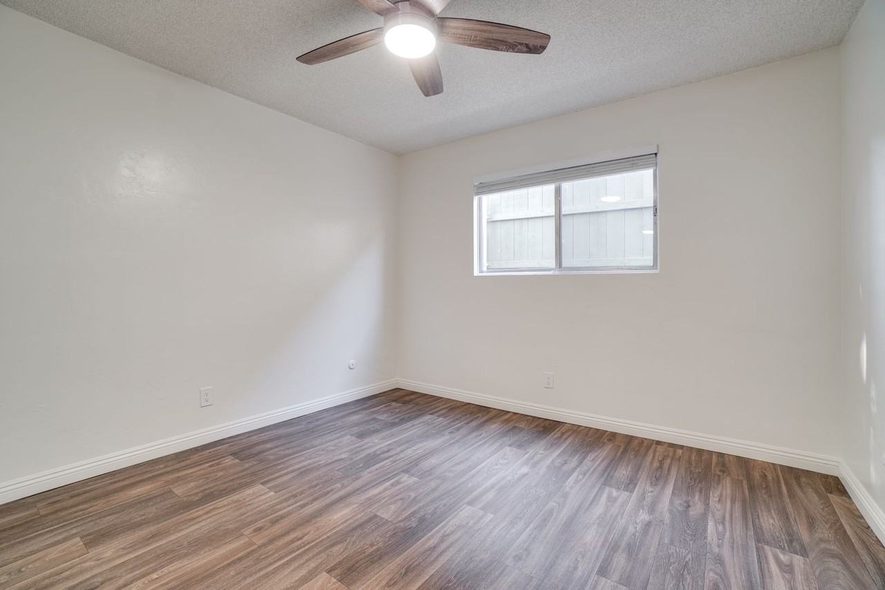 Wave Crest - Photo 4 of 11