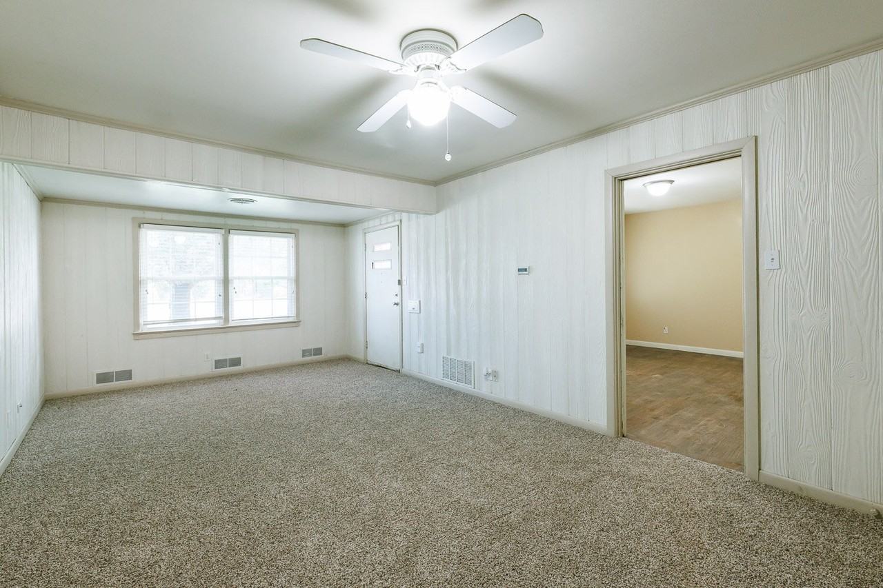 3115 32nd St - Photo 6 of 50