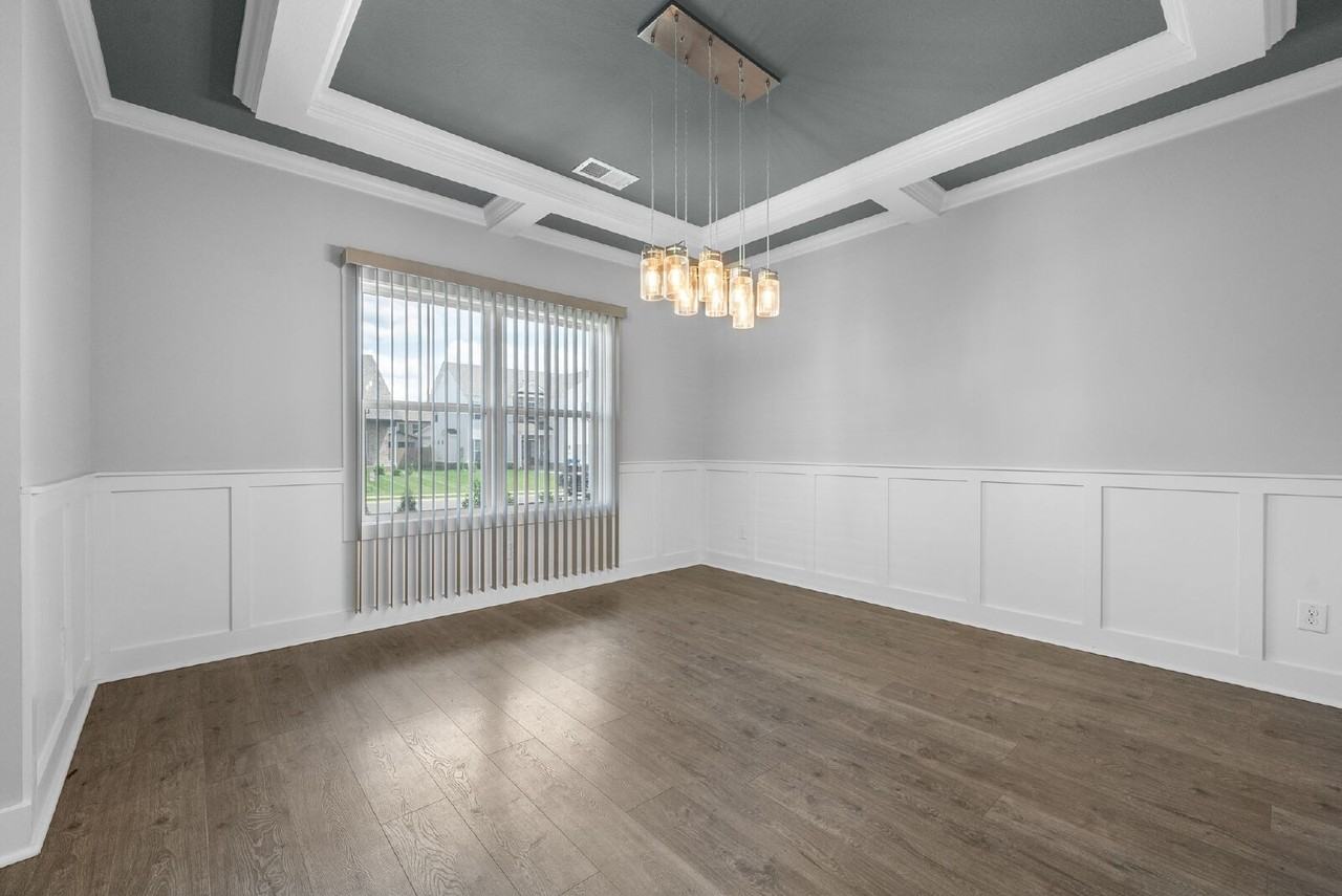1532 Kingbird Dr - Photo 4 of 16