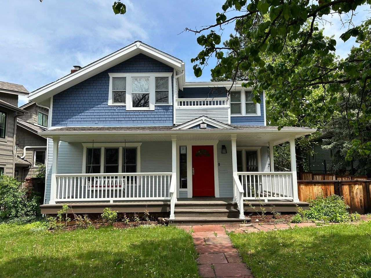 920 Grant Pl - Photo 2 of 50