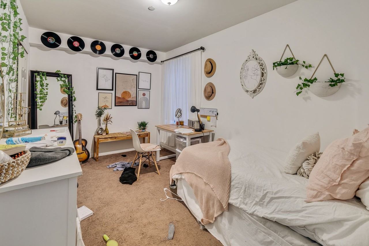 1628 Willington St - Photo 4 of 39